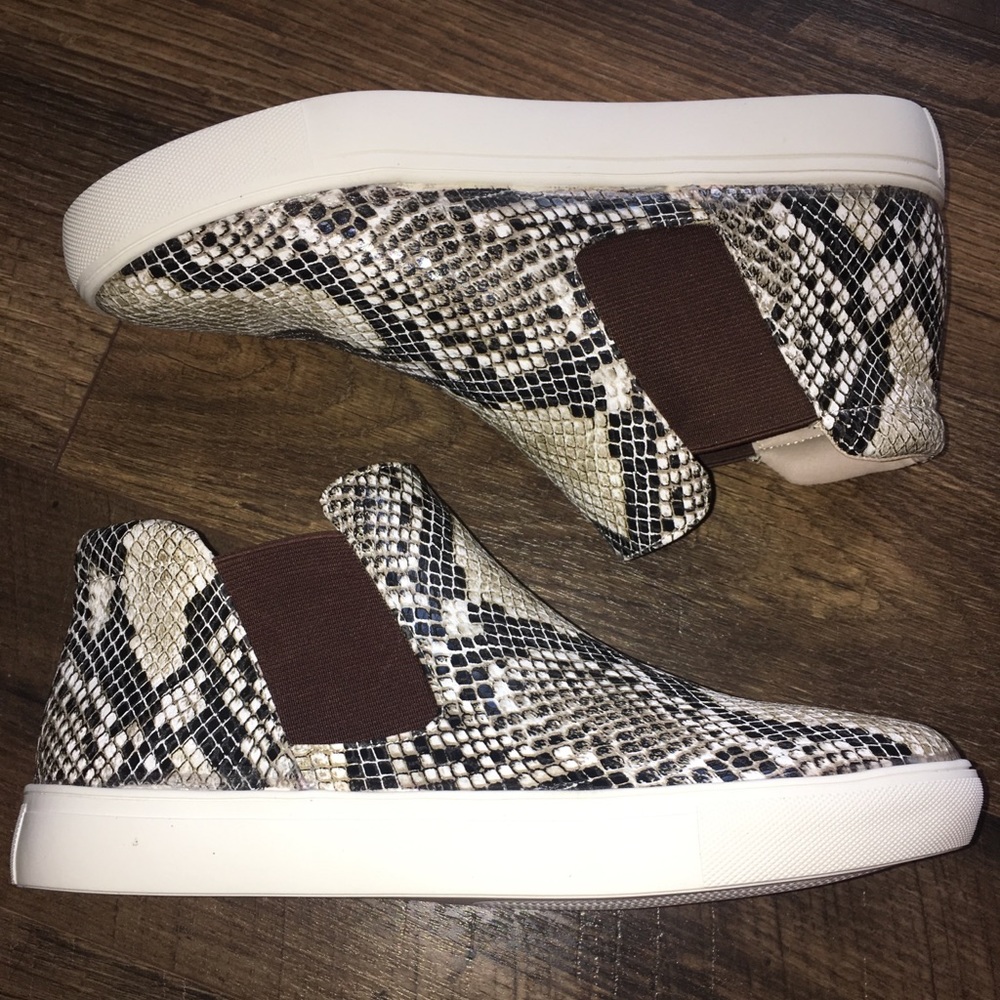 women’s snake skin slip on shoes.